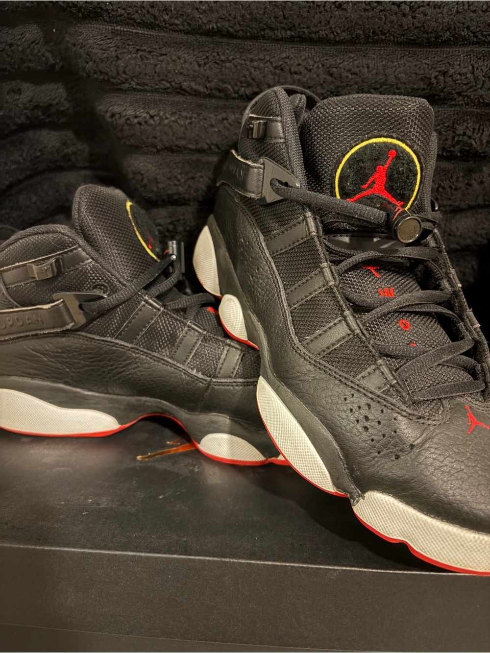 Air Jordan Retro Basketball Shoes - Black/Red Size 6 1/2 Youth